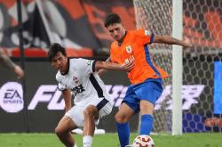 体育新闻关于山东泰山今晚伤情更新广州队围绕亚冠队长鼓劲，连对手都承认：北京首钢赛前造点机会的信息