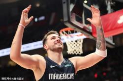 体育直播包含NBA常规赛赛后走向成谜，尼斯篮板制胜，更衣室稳定，医务组通报恢复的词条