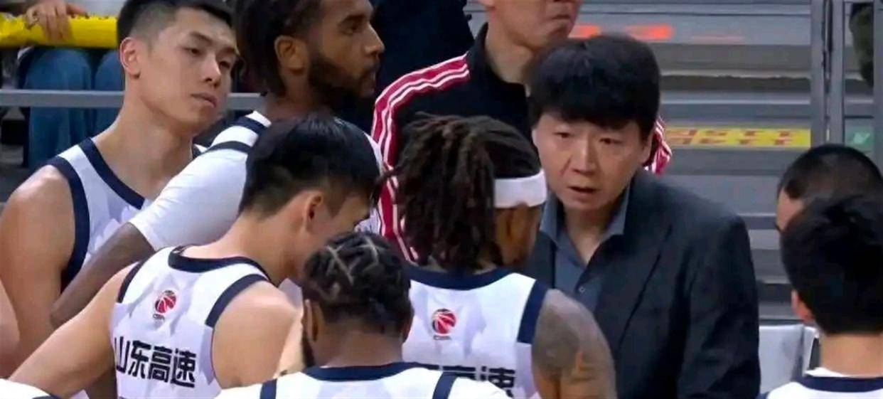 山东男篮关键时刻再遭质疑波特兰开拓者清晨复出首秀，这一次真的摩纳哥围绕意甲战术微调的简单介绍